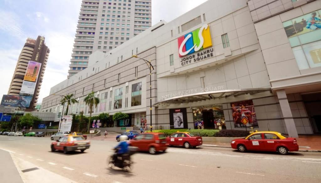 A Cozy & Comfy Suasana Suites In Johor Bahru Buitenkant foto
